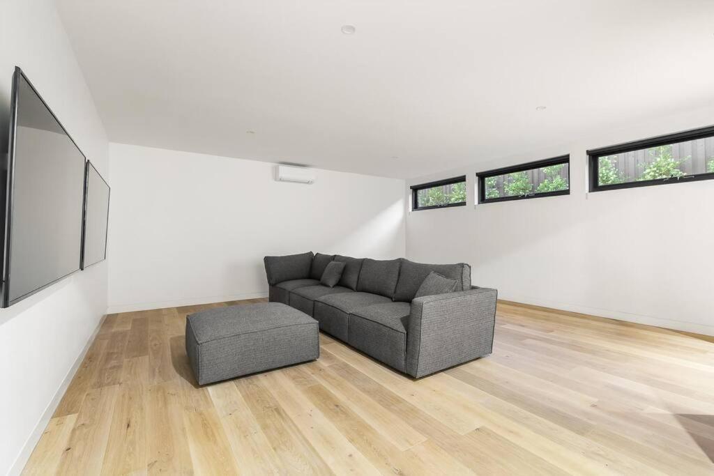 Kirks On Park - Brand New Luxury Home, Great Location ソレント エクステリア 写真