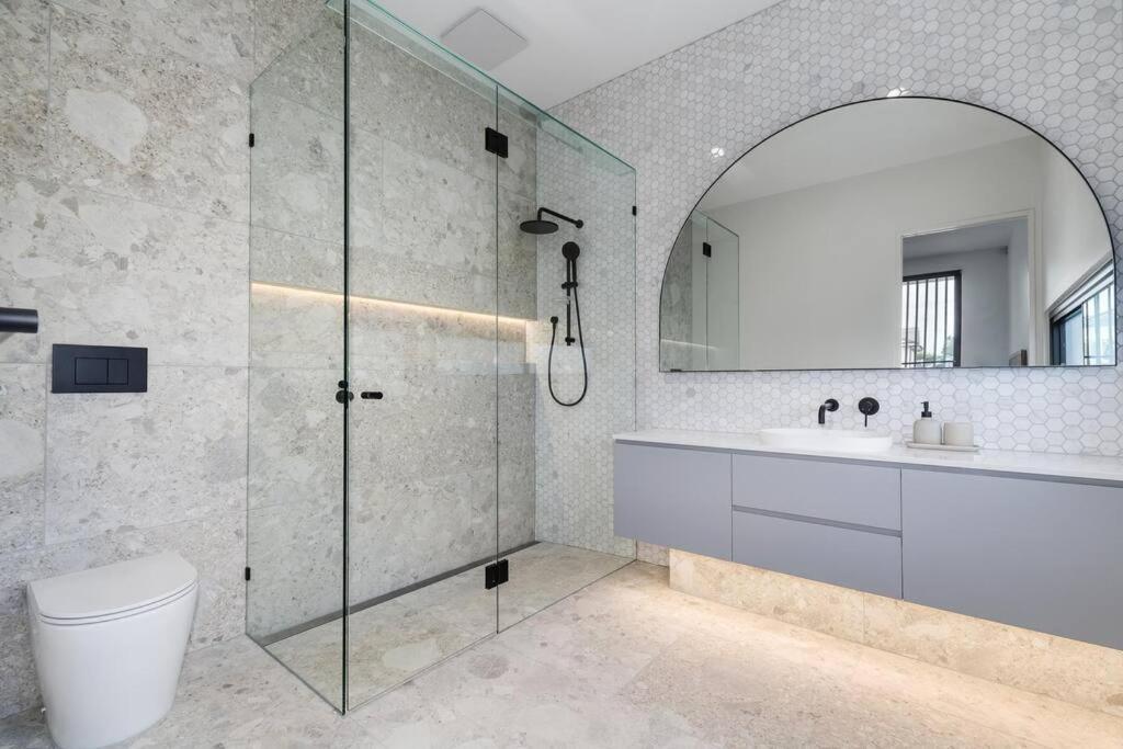 Kirks On Park - Brand New Luxury Home, Great Location ソレント エクステリア 写真